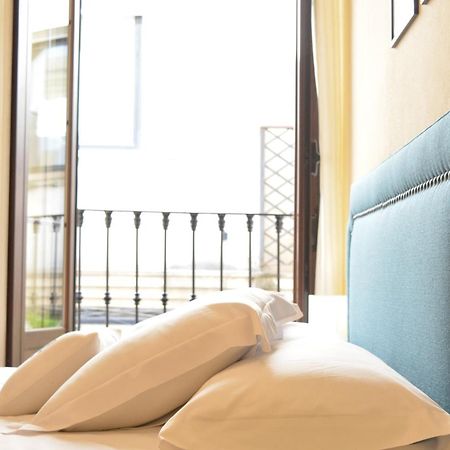 Apartamento Puerta De Cordoba- Exterior Con Balcones Esterno foto