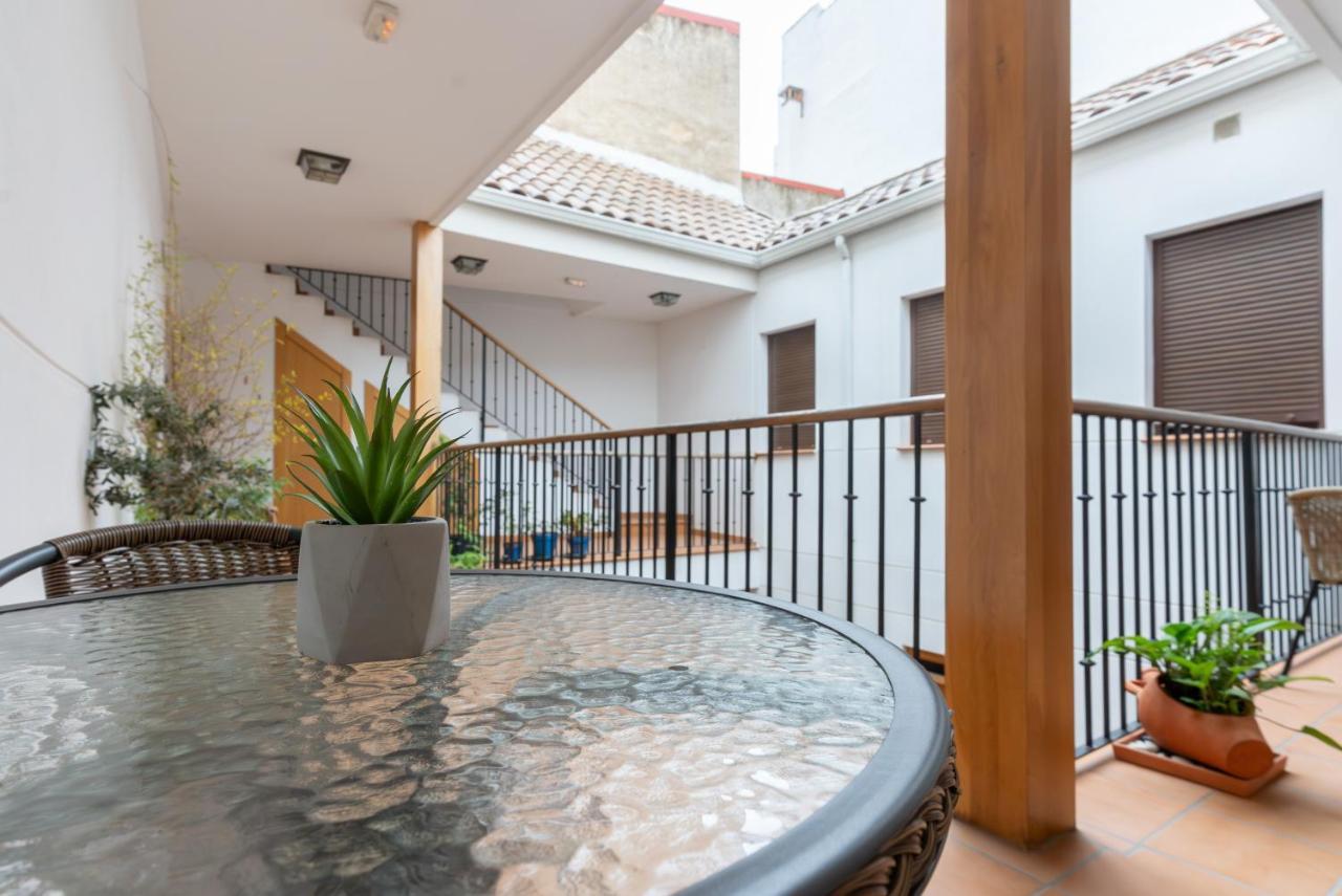Apartamento Puerta De Cordoba- Exterior Con Balcones Esterno foto