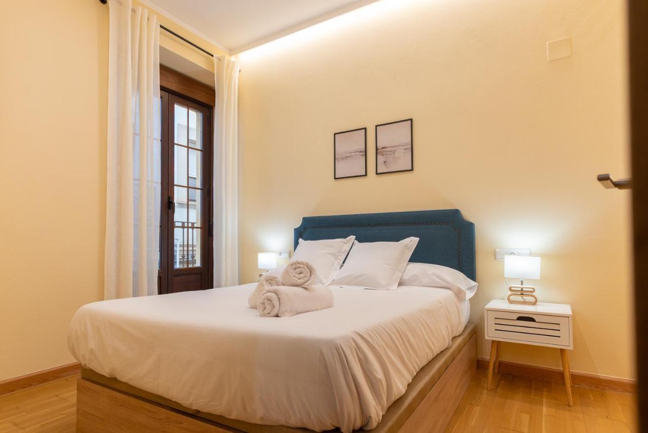 Apartamento Puerta De Cordoba- Exterior Con Balcones Esterno foto