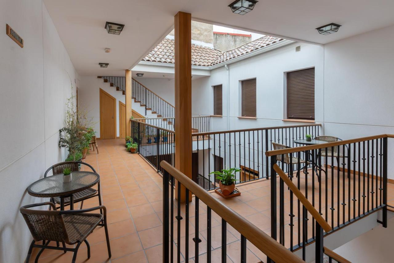 Apartamento Puerta De Cordoba- Exterior Con Balcones Esterno foto
