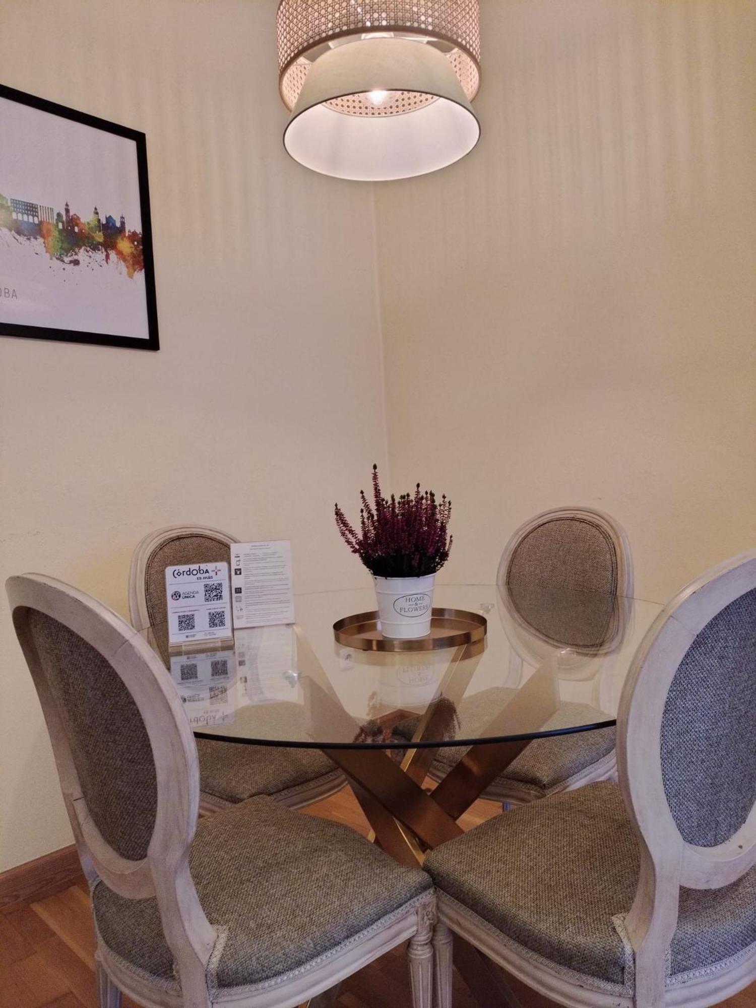 Apartamento Puerta De Cordoba- Exterior Con Balcones Esterno foto
