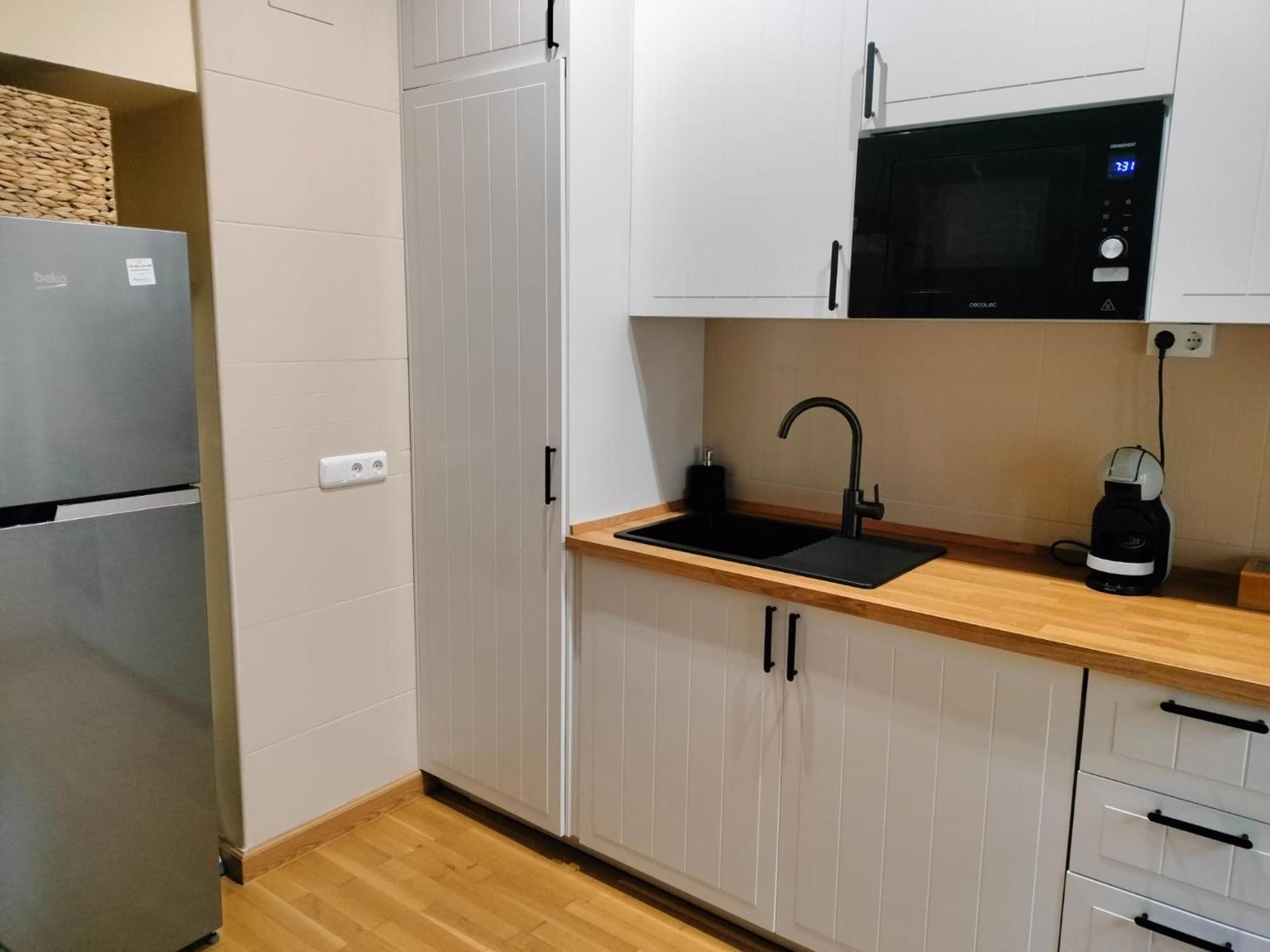 Apartamento Puerta De Cordoba- Exterior Con Balcones Esterno foto